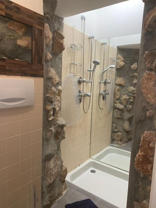 Appartement La Nonete à Villefranche-sur-Mer Extérieur photo